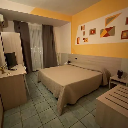 Stazione Sul Di Iseo Hotel