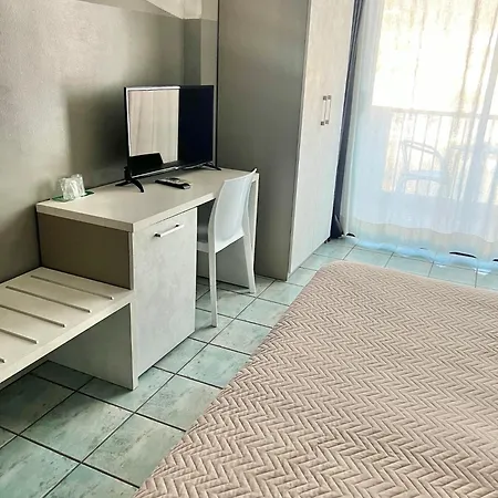 Stazione Sul Di Iseo Hotel 3*